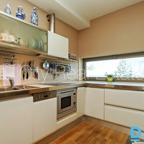 Izīrē dzīvokli Jūrmalā