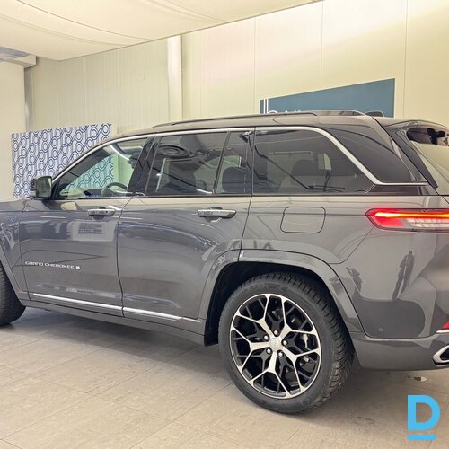 Pārdod Jeep Grand Cherokee Summit Baltics PHEV 4xe AT8, 2025 Pārdod Jeep Grand Cherokee Summit Baltics PHEV 4xe AT8, 2025