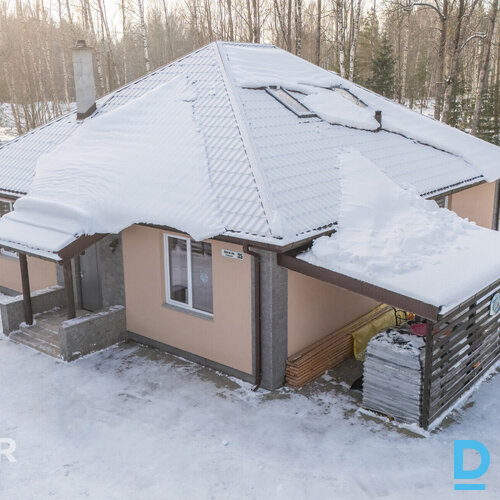 Pārdošanā plaša un funkcionāla ģimenes māja Jaunsilā, Ķekavas novadāPiedāvājumā 