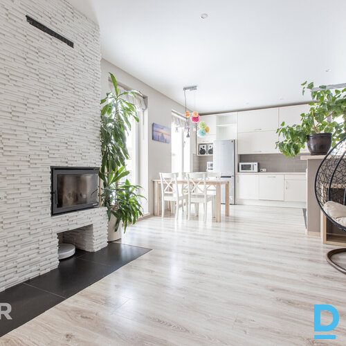 Pārdošanā plaša un funkcionāla ģimenes māja Jaunsilā, Ķekavas novadāPiedāvājumā 