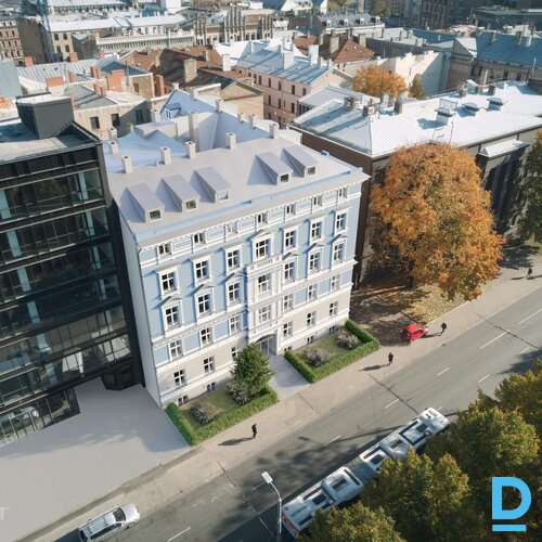 Pārdod dzīvokli Raiņa bulvāris 27