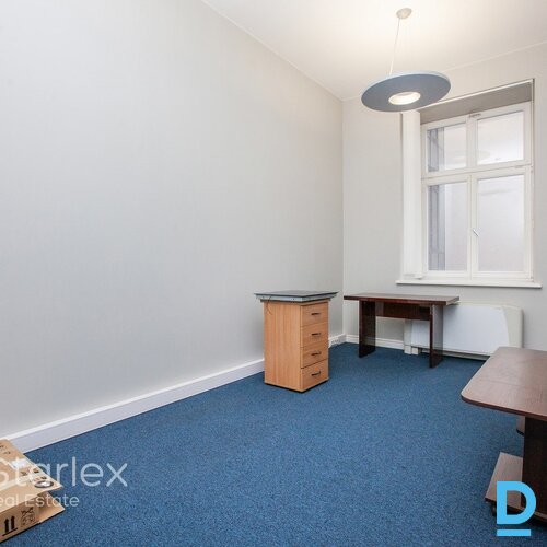 Prestižs birojs vēsturiskā ēkā uz Tērbatas/Dzirnavu ielu krustojuma