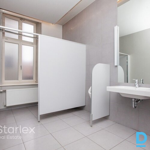 Prestižs birojs vēsturiskā ēkā uz Tērbatas/Dzirnavu ielu krustojuma