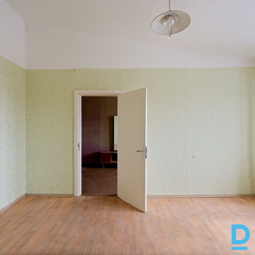 Pārdod dzīvokli Blaumaņa iela 10