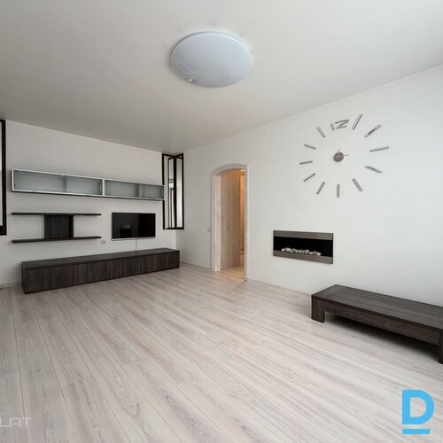 Pārdod dzīvokli Valdeķu iela 51