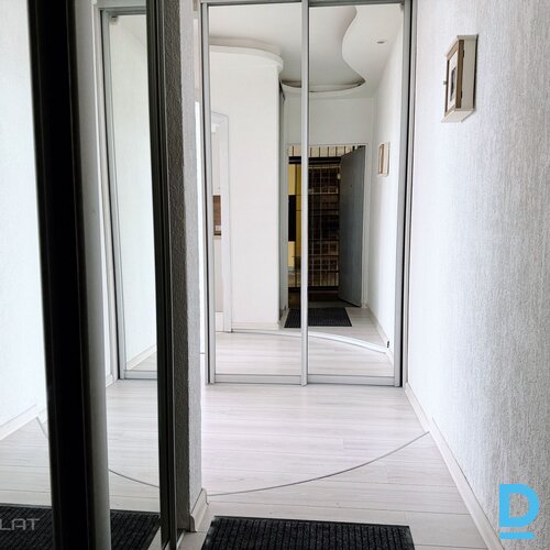 Pārdod dzīvokli Valdeķu iela 51