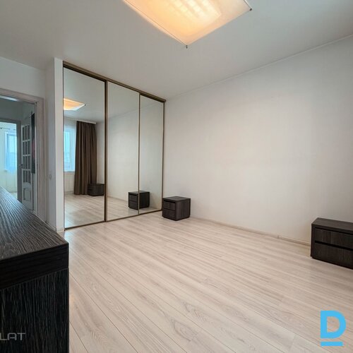 Pārdod dzīvokli Valdeķu iela 51