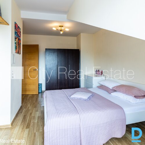 Izīrē dzīvokli Rīgā