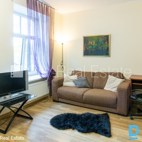 Izīrē dzīvokli Rīgā