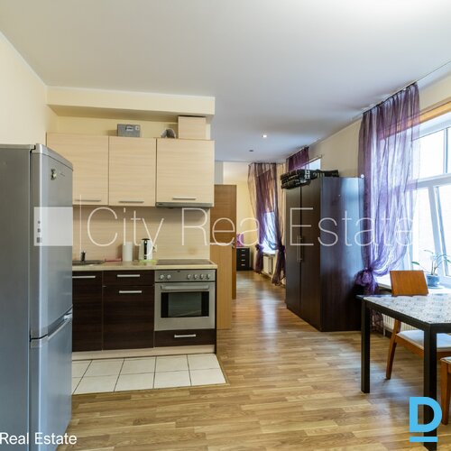 Izīrē dzīvokli Rīgā