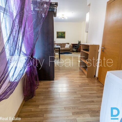 Izīrē dzīvokli Rīgā