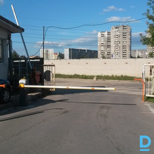 Izīrēju garāžu Pļavniekos