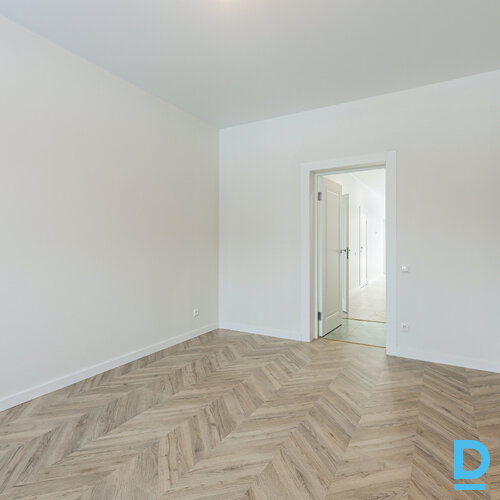 Pārdod māju Dzirnezera iela 4a