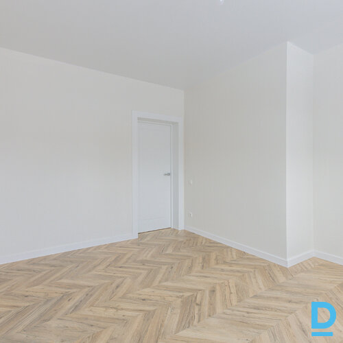 Pārdod māju Dzirnezera iela 4a