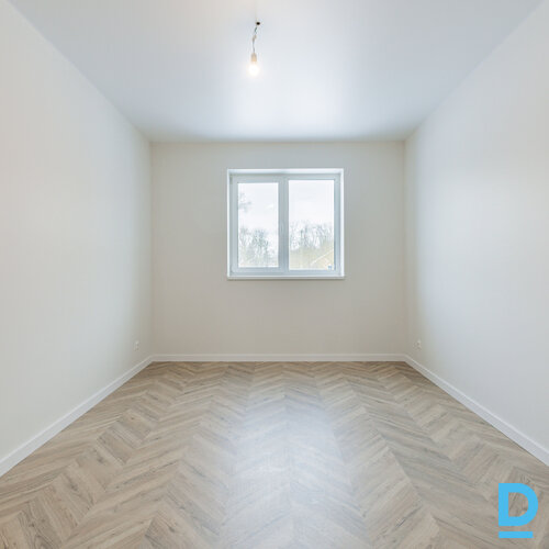 Pārdod māju Dzirnezera iela 4a