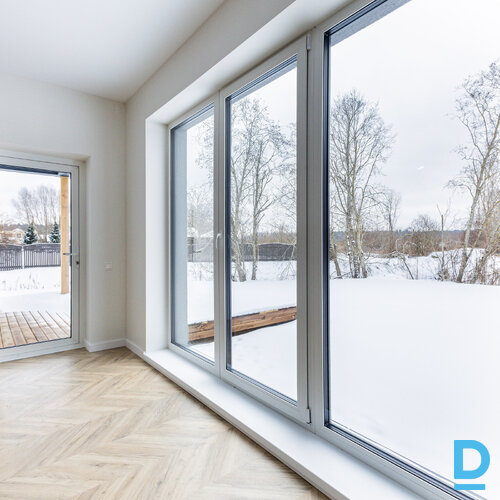 Pārdod māju Dzirnezera iela 4a