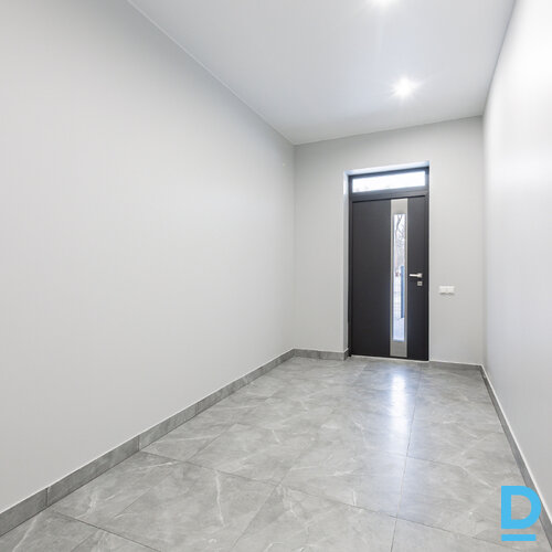 Pārdod māju Dzirnezera iela 4a