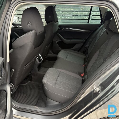 Pārdod Skoda Octavia Combi Elegance m-Hybrid 1.5 TSi, 2022