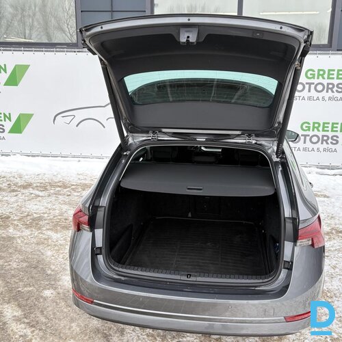 Pārdod Skoda Octavia Combi Elegance m-Hybrid 1.5 TSi, 2022
