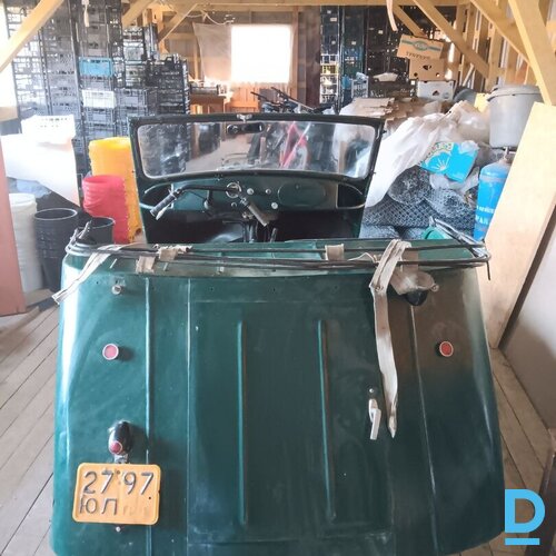 Pārdošanā atrestaurēts Padomju laiku auto "Ciklops"