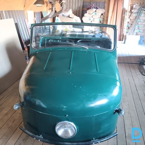 Pārdošanā atrestaurēts Padomju laiku auto "Ciklops"