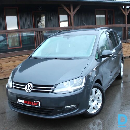 Pārdod Volkswagen Sharan 2.0d, 2013
