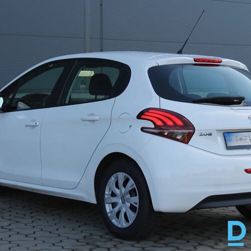Pārdod Peugeot 208 1.2i, 2017 Pārdod Peugeot 208 1.2i, 2017
