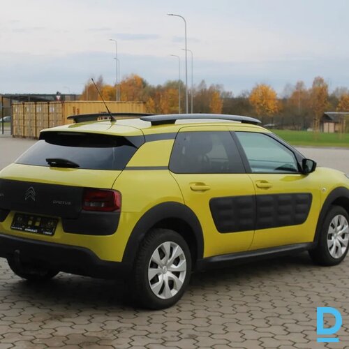 Pārdod Citroen C4 Cactus 1.2i, 2015 Pārdod Citroen C4 Cactus 1.2i, 2015