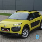 Продается Citroen C4 Cactus 1.2i, 2015 год выпуска.