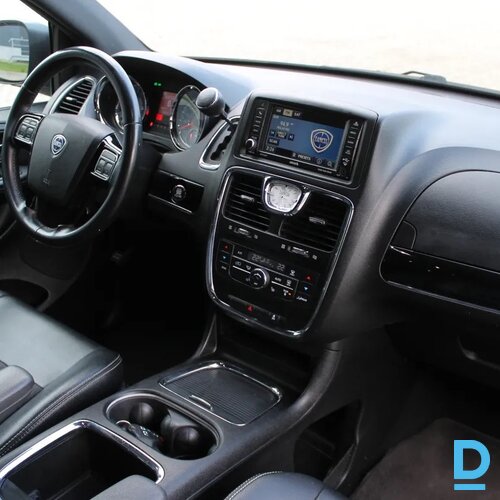 Pārdod Lancia Voyager 2.8d, 2014 Pārdod Lancia Voyager 2.8d, 2014