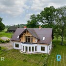 Pārdošanā divstāvu privātmāja ar 5.6 ha zemi Liezēra ezera krasta pirmajā līnijā