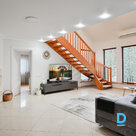 Pārdod māju Elenburgas iela 15