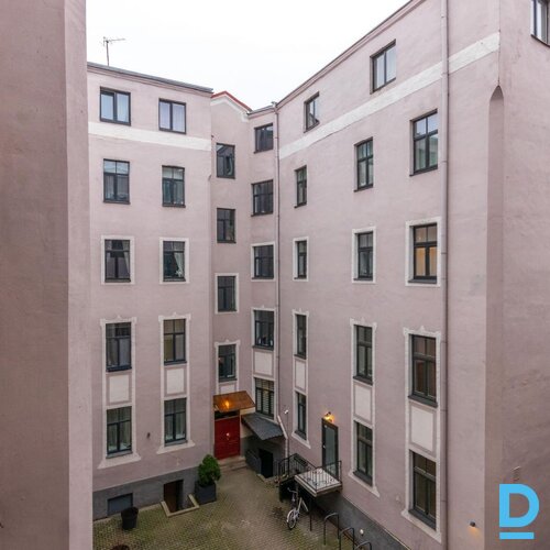 Pārdod dzīvokli Rīga