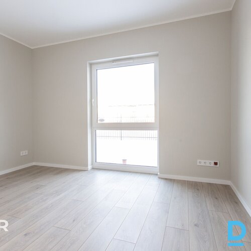 Moderna, kvalitatīva un tikko uzcelta dvīņu māja Dzidriņās.Ēka ir celta un nodot