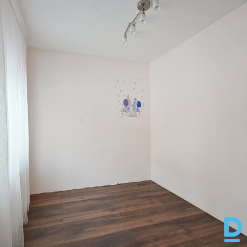 Pārdod dzīvokli Ūnijas iela 72