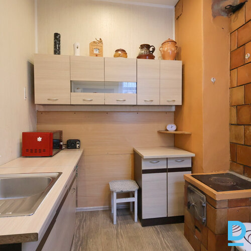 Pārdod dzīvokli Kaktu iela 5