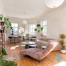 Exclusive apartment for short-term rent with a view of the Old Town