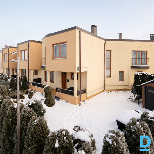 Pārdod māju Kabiles iela 67