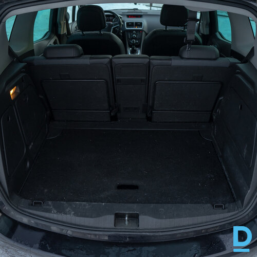 Opel Meriva 2010. gada 1.7 dīzelis