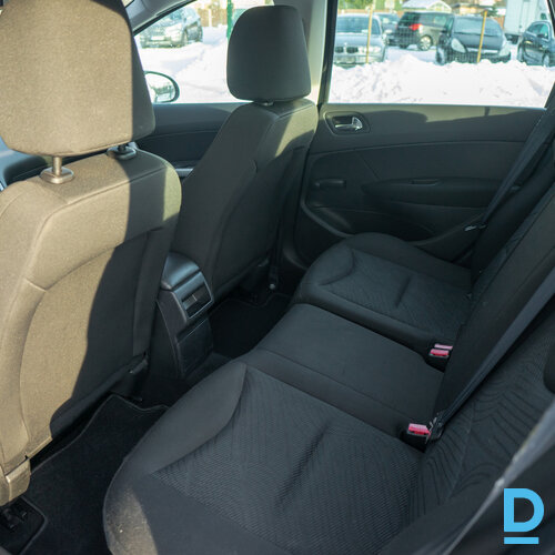 No Nīderlandes Peugeot 308 SW 2012. gada