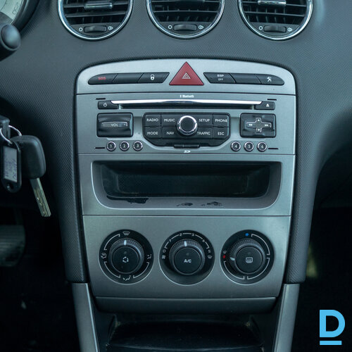 No Nīderlandes Peugeot 308 SW 2012. gada