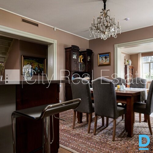 Izīrē māju Jūrmalā