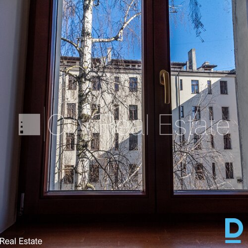 Izīrē dzīvokli Rīgā