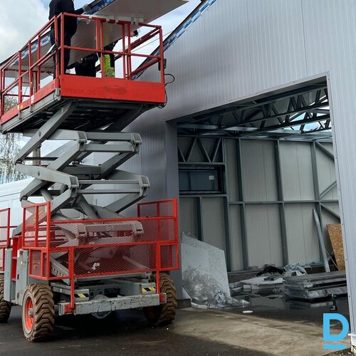 Piedāvājam nomā Skyjack SJ 8841 E elektrisko šķērveida pacēlāju