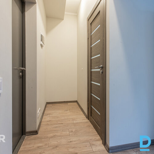 Pārdošanā mēbelēts 2 istabu dzīvoklis jaunajā projektā ar savu autostāvvietu un Pārdošanā mēbelēts 2 istabu dzīvoklis jaunajā projektā ar savu autostāvvietu un