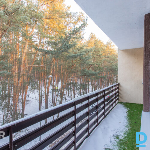 Pārdošanā 2 istabu dzīvoklis Jūrmalā, Lašu ielā – ar lielu balkonu un skatu uz m Pārdošanā 2 istabu dzīvoklis Jūrmalā, Lašu ielā – ar lielu balkonu un skatu uz m