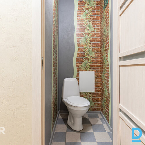 Pārdošanā 2 istabu dzīvoklis Jūrmalā, Lašu ielā – ar lielu balkonu un skatu uz m Pārdošanā 2 istabu dzīvoklis Jūrmalā, Lašu ielā – ar lielu balkonu un skatu uz m