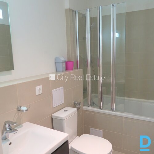 Izīrē dzīvokli Rīgā