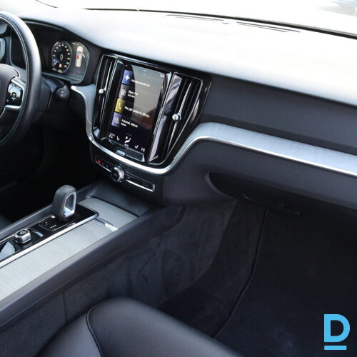 Pārdod Volvo V60 Cross Country B5 Awd, 2021 Pārdod Volvo V60 Cross Country B5 Awd, 2021