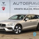 Volvo V60 Cross Country B5 Awd for sale, 2021